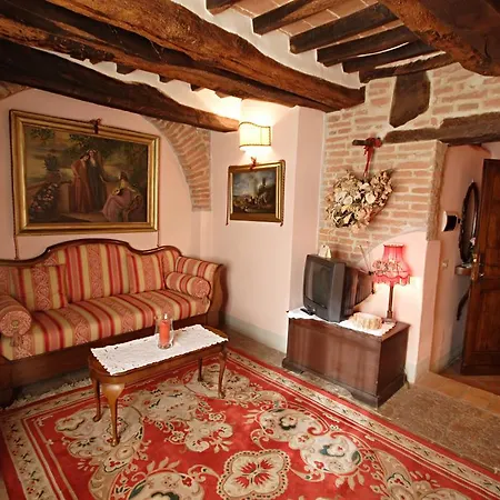 Relais Alla Corte Del Sole Petrignano Del Lago