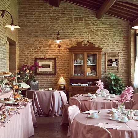 Relais Alla Corte Del Sole 4*