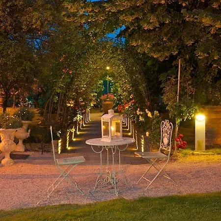Relais Alla Corte Del Sole Hotel Petrignano Del Lago