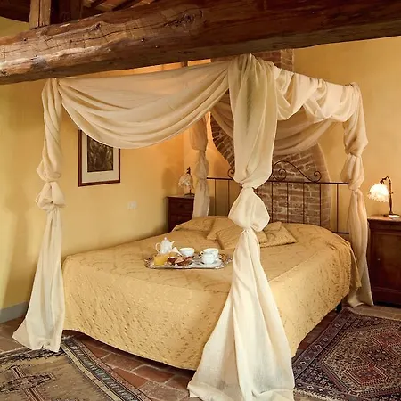 Relais Alla Corte Del Sole Petrignano Del Lago