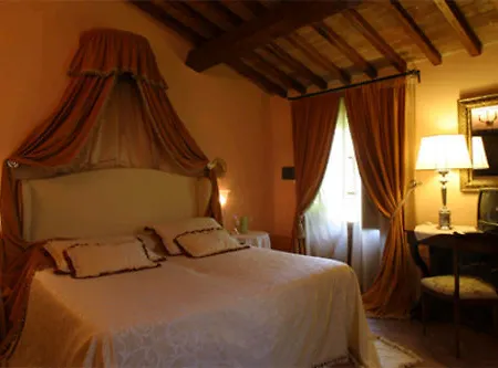 Hotel Relais Alla Corte Del Sole 4*