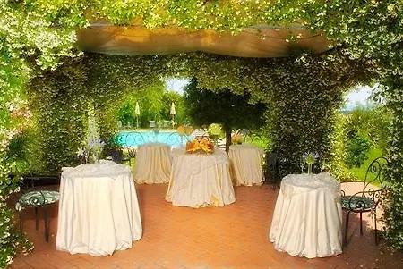 Hotel Relais Alla Corte Del Sole 4*