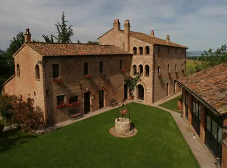 Hotel Relais Alla Corte Del Sole 4*